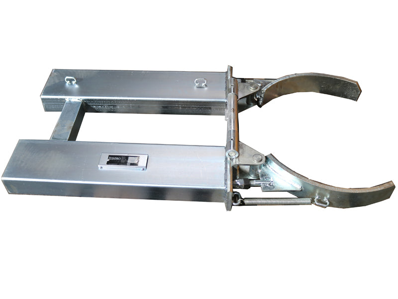 LANDYINDUS Automatic Single Drum Forklift Lifter | 500kg SWL | 205L Steel Drum | Drive-Forward Engagement — No Dismounting | Self-Tightening Load Response | Galvanized Finish | 165×65mm Fork Pockets | Chemical, Warehouse & Food Processing | F-SDL1